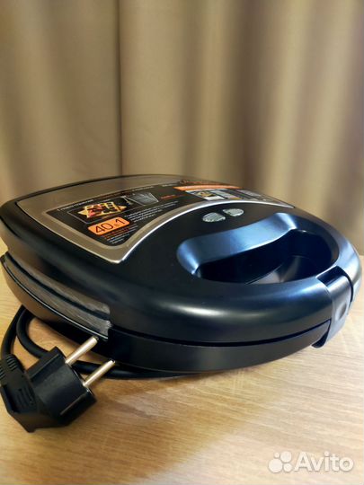 Вафельница мультипекарь Redmond