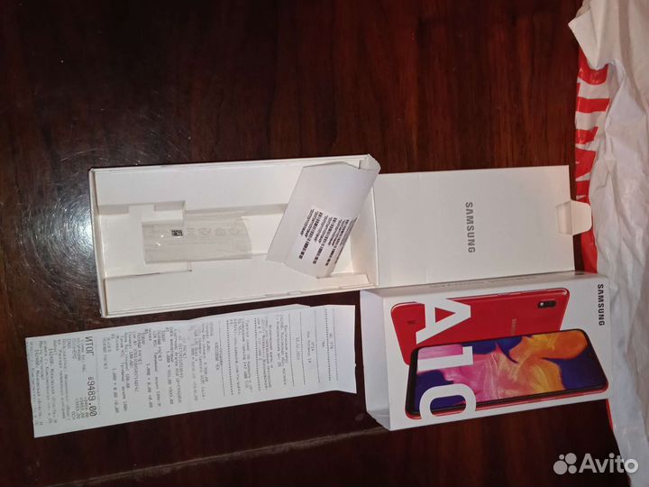Коробка от телефона samsung А10