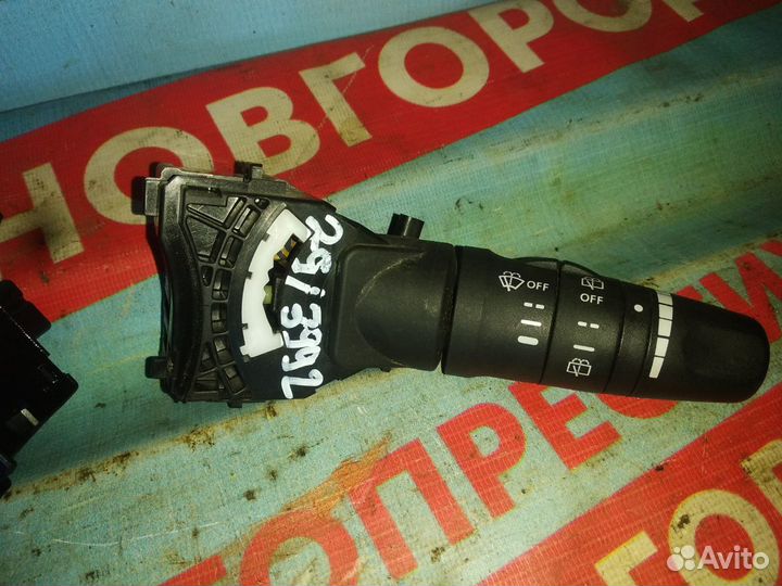 Подрулевой переключатель дворников Ниссан X-Trail