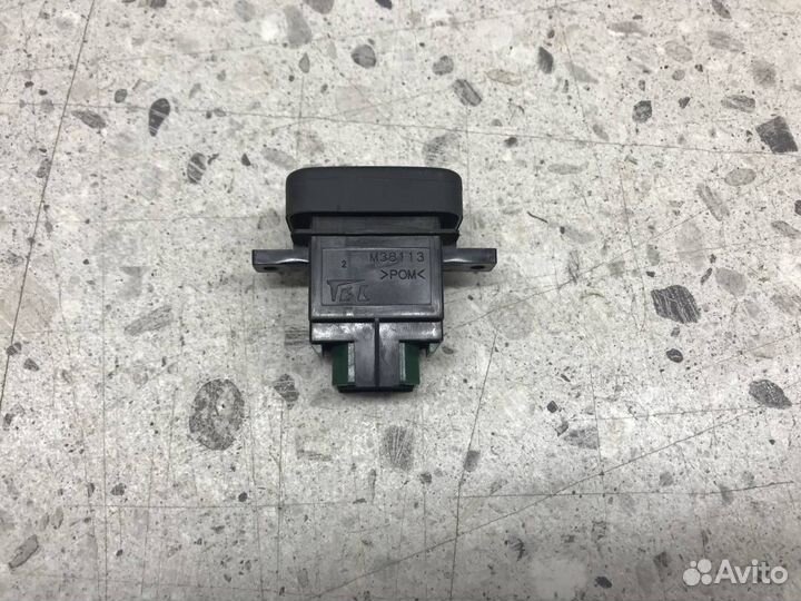 Кнопка открывания багажника Honda Pilot YF3, YF4 2