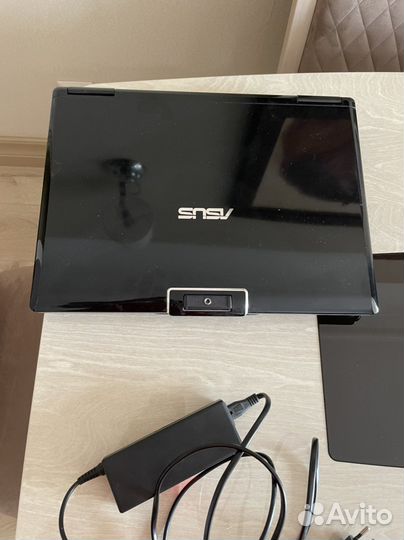 Asus