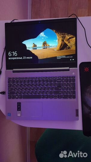 Ноутбук lenovo