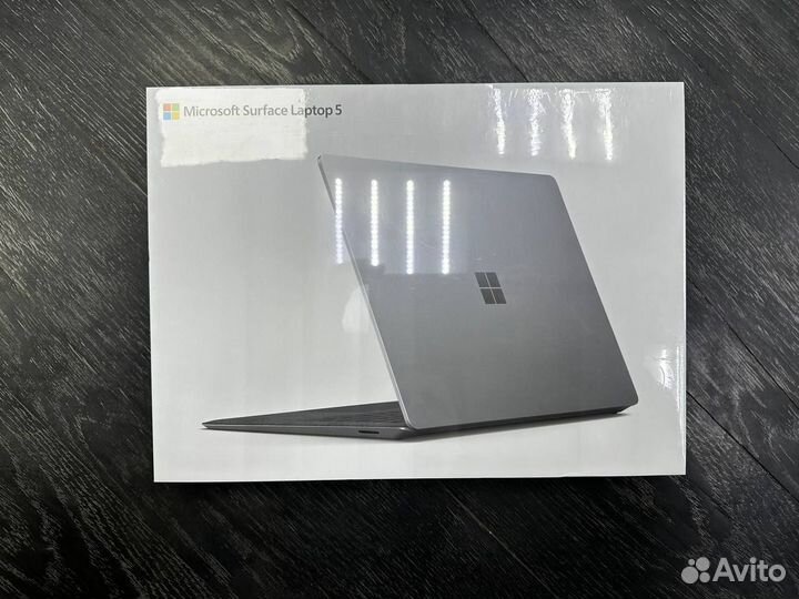 Нoвый ноутбук Microsoft Surface Laptop 5 i5/8/256