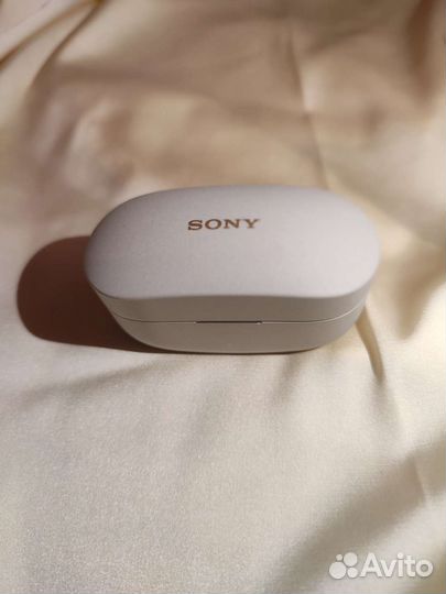 Беспроводные наушники Sony