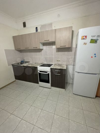 2-к. квартира, 65 м², 2/2 эт.
