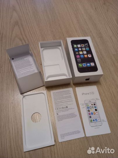 Коробка от телефона iPhone 5s