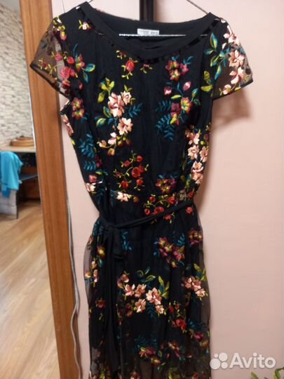 Нарядное платье