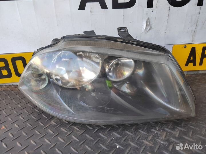 Фара правая Seat Ibiza 3
