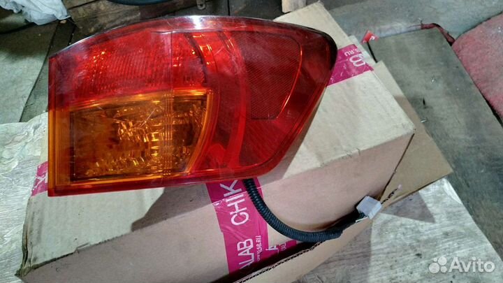 Фонари на Lexus is250