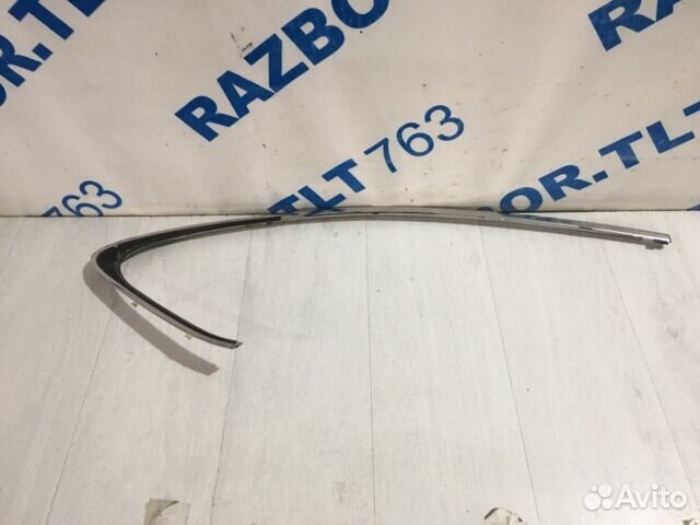 Молдинг на дверь lexus IS350 3.5 ат седан