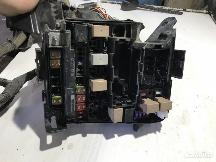 Блок предохранителей Киа Сиид 2 Kia Ceed 2 1.4