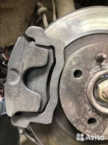 Суппорт передний левый,правый на ладу приору