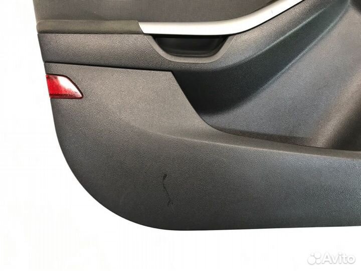 Обшивка двери передняя левая Ford Focus 3 хетчбек