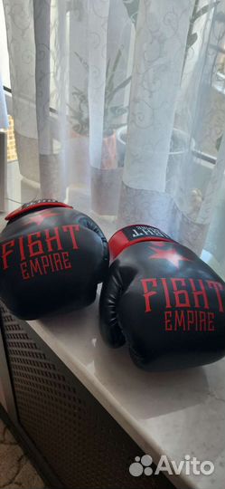 Боксерские перчатки 10 oz детские