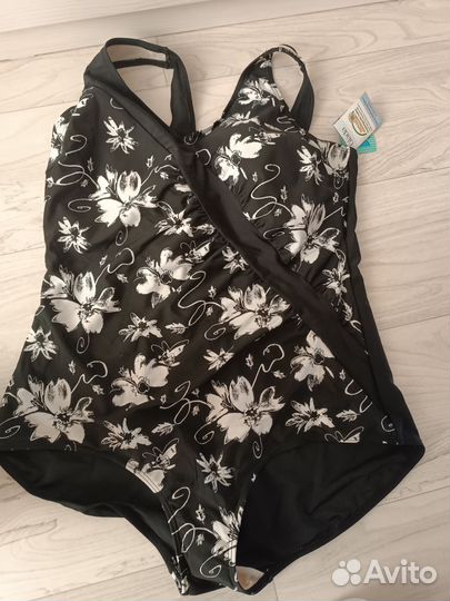 Купальник новый 62-66