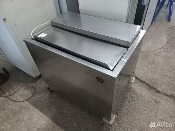 Морозильный ларь AFB