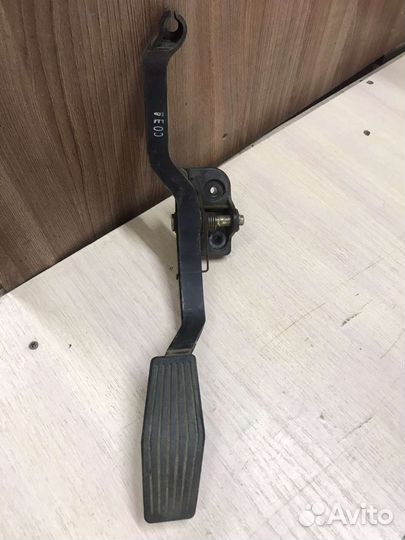 Педаль газа Hyundai elantra 3