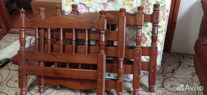 Двухъярусная кровать бу с матрасами