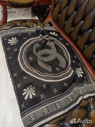 Платок chanel и jimmy choo оригинал Лондон
