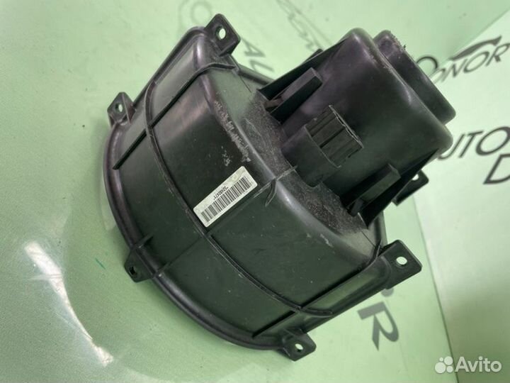 Мотор печки Volkswagen Touareg 7L рест. 2 2008