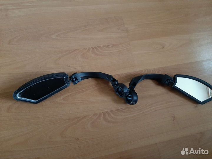 Зеркало заднего вида