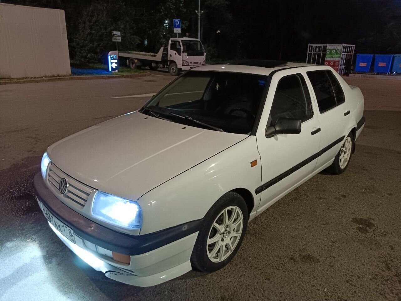 Volkswagen Vento: фото владельца