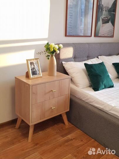 Тумба с ящиками