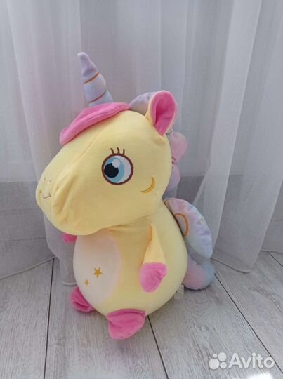 Игрушка с пледом единорог