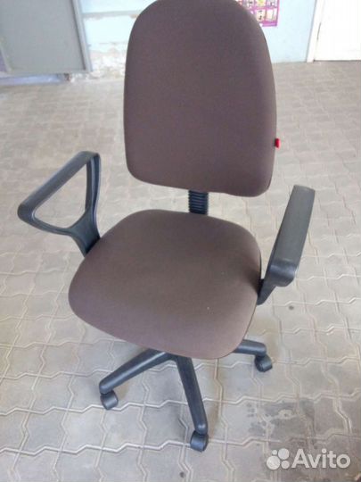 Компьютерное кресло