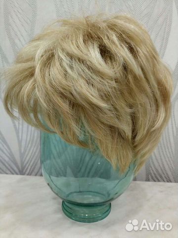 Парик современный. Короткая стрижка блонд