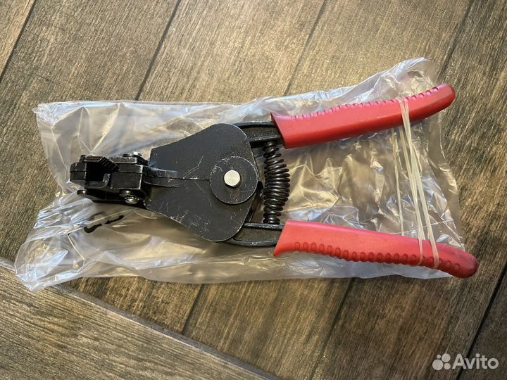 Инструмент для снятия изоляции Knipex