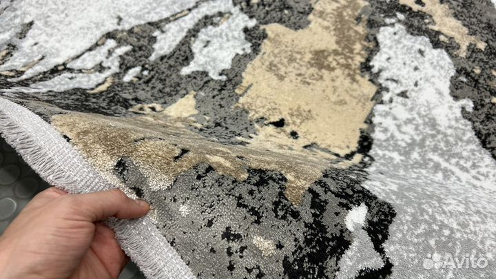 Ковер новый (в профиле большой выбор)