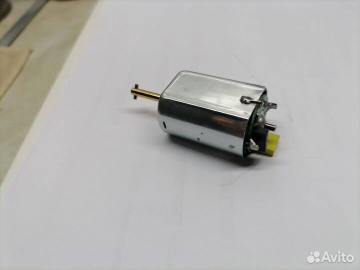 Микромотор педикюрного аппарата