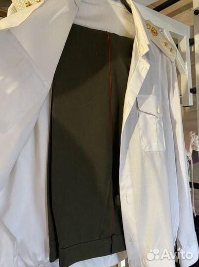 Военная парадная форма