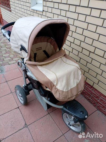 Прогулочная коляска