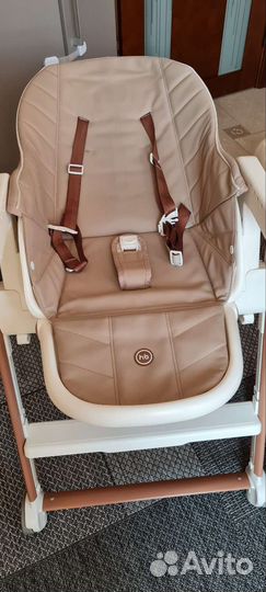 Детский столик и стульчик для кормления