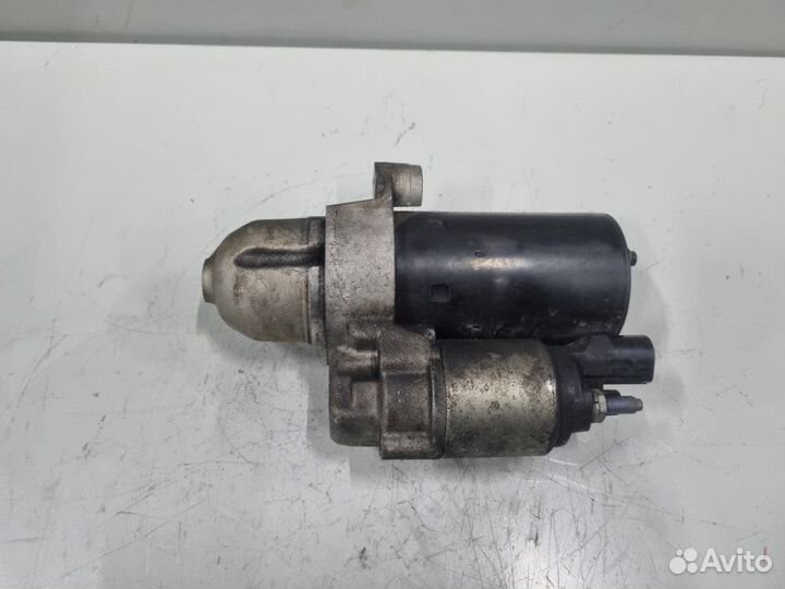 Стартер Audi A6 C6 4F AUK