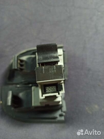 Кнопка стеклоподъёмника Ауди