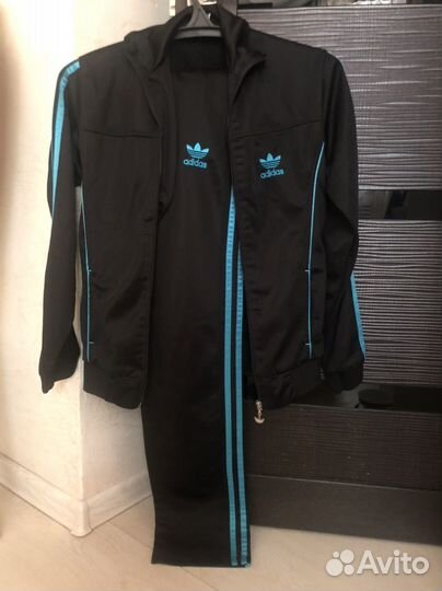 Спортивный костюм adidas для девочек