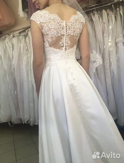 Свадебное платье