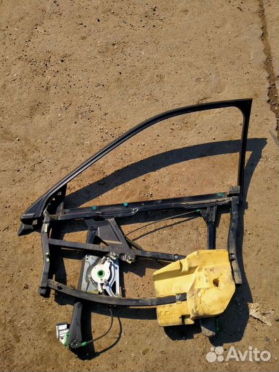 Стеклоподъмник передний правый для Ауди А4 Б5 1998