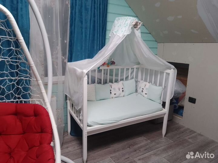 Детская кроватка