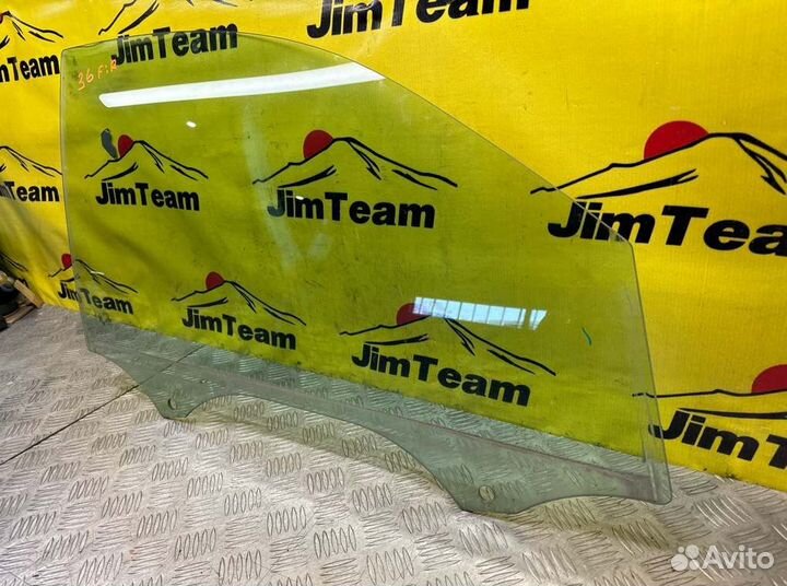 Стекло двери переднее правое Audi Q3 8U 8UB CUL