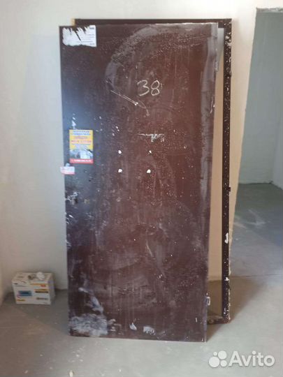 Дверь с новостройки