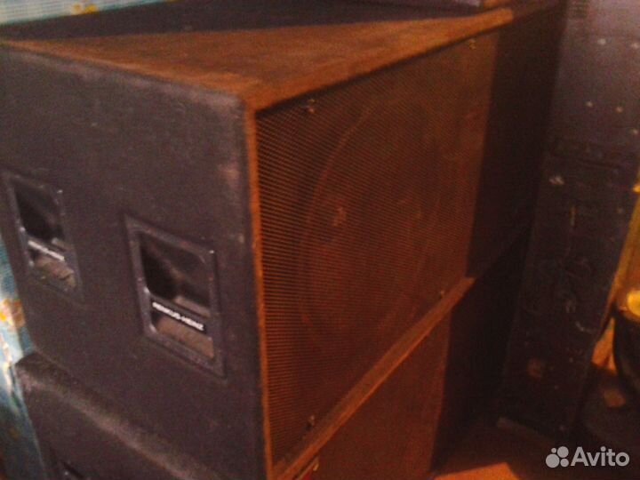 Сабы Renkus-Heinz LR-2A 18