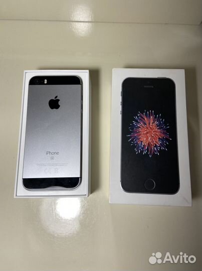 Телефон iPhone