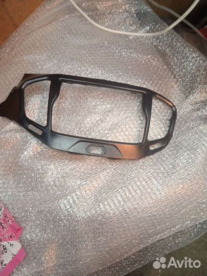 Накладка штатной ммс веста