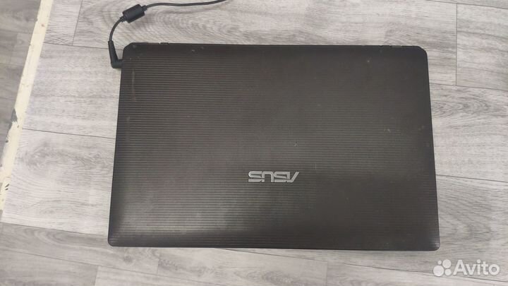 Ноутбук Asus x53u