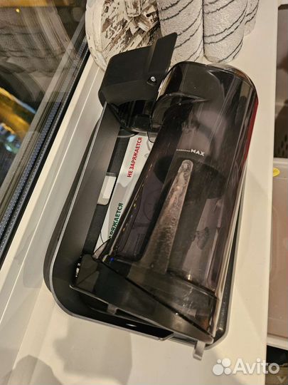 Bork V800 пылесос на запчасти electrolux Б/у