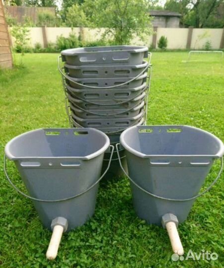 Ведро для выпойки телят